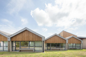 collège du PENKER - pignons douglas