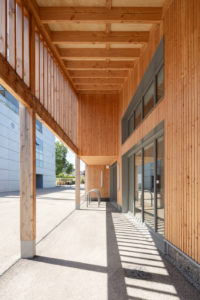 Paille, Bois, Terre, Liège